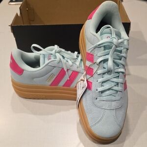 Adidas Women's Sky/light Blue and Pink Sneakers